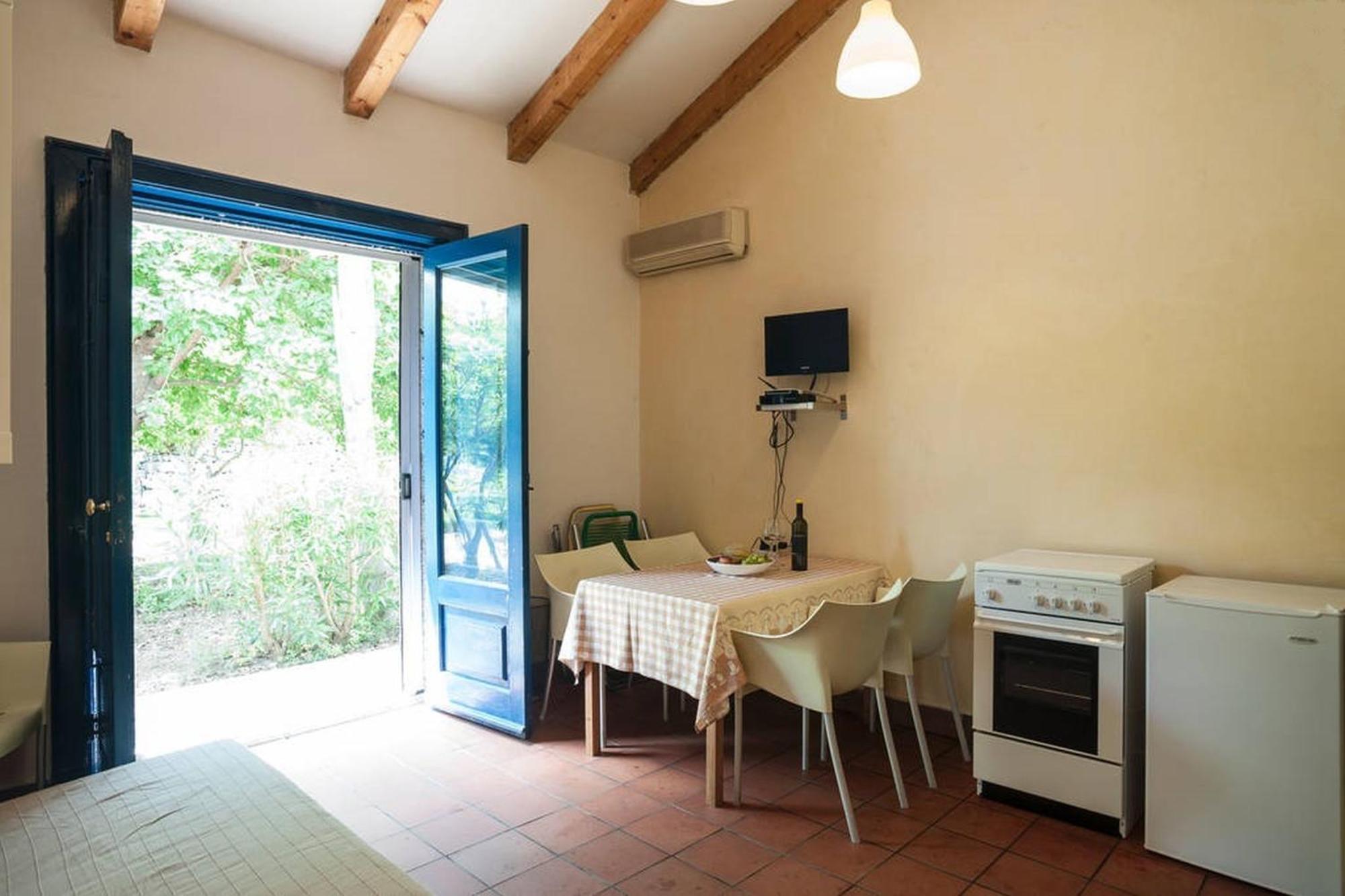 Come In Sicily La Pietra Monaca Apartment Ачиреале Стая снимка