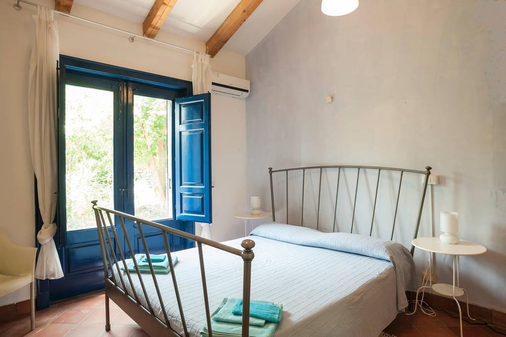 Come In Sicily La Pietra Monaca Apartment Ачиреале Стая снимка
